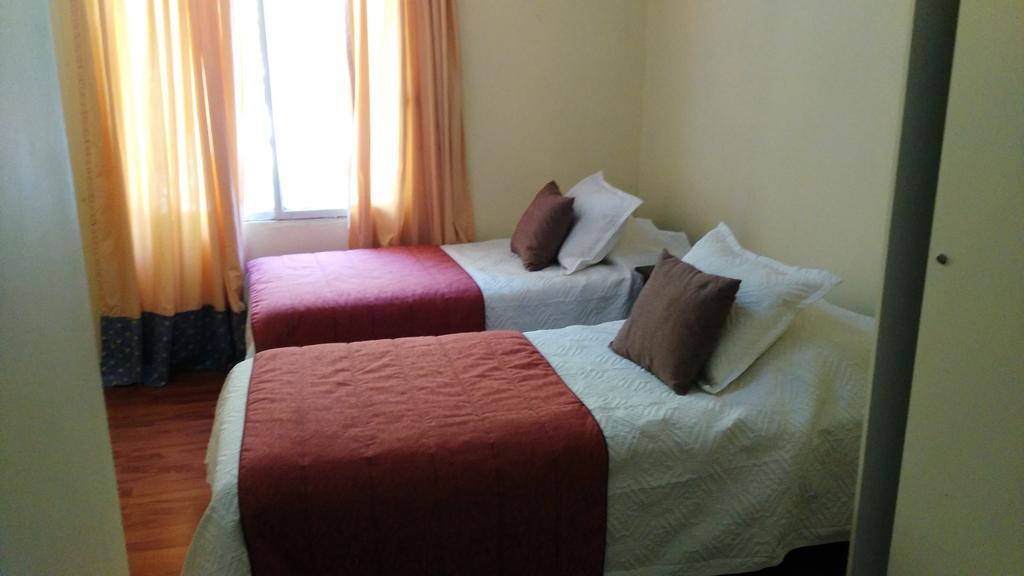 Quinchamali Hostel Santiago del Cile Camera foto