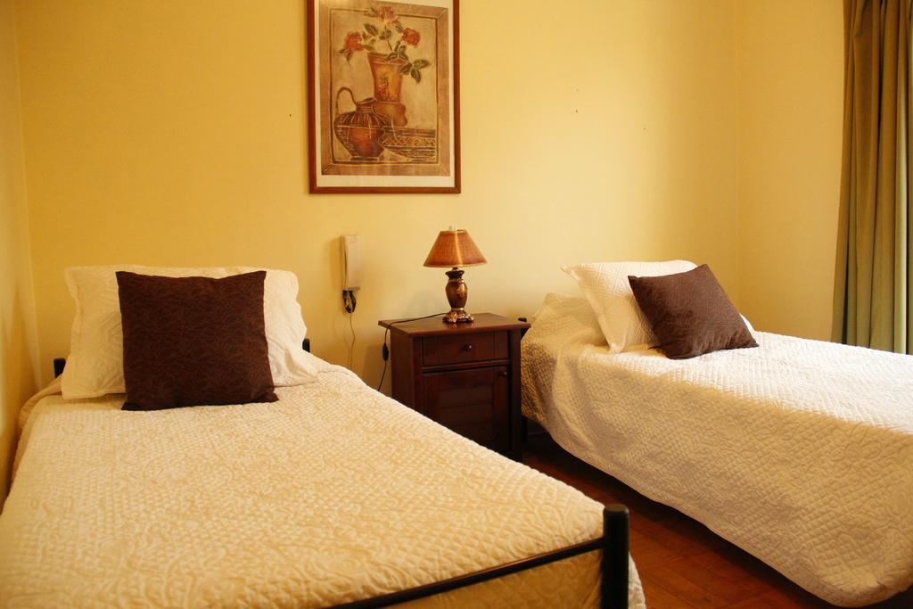 Quinchamali Hostel Santiago del Cile Camera foto