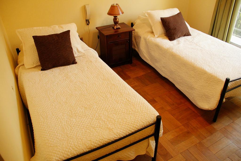 Quinchamali Hostel Santiago del Cile Camera foto